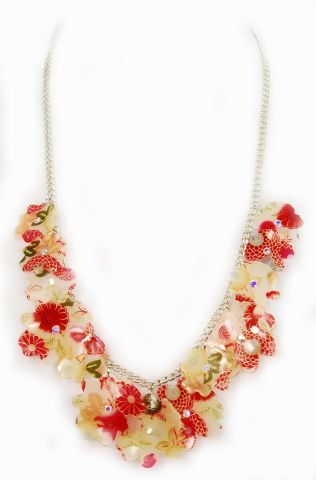COLLARES FLORES COLGANTES CRUDO