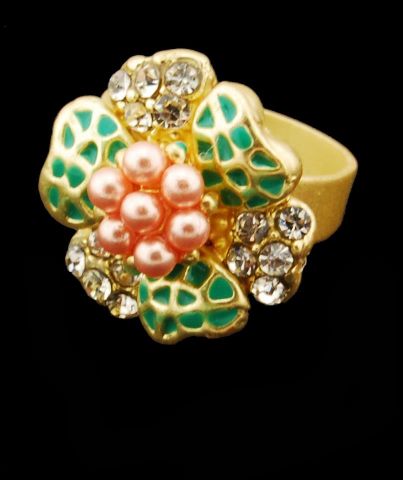 ANILLO FLOR TIPO TREBOL