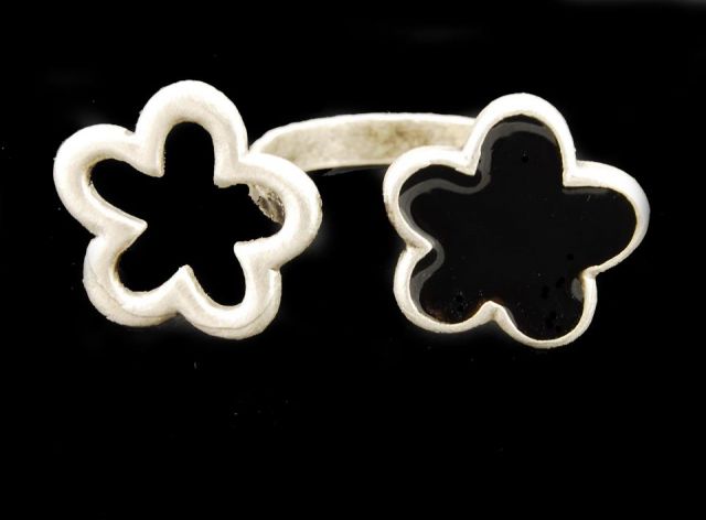 ANILLO DOS FLORES