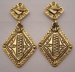 PENDIENTES ROMBO LABRAD