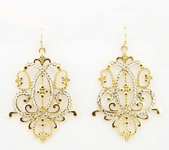 PENDIENTES FILING TRADE DORADO