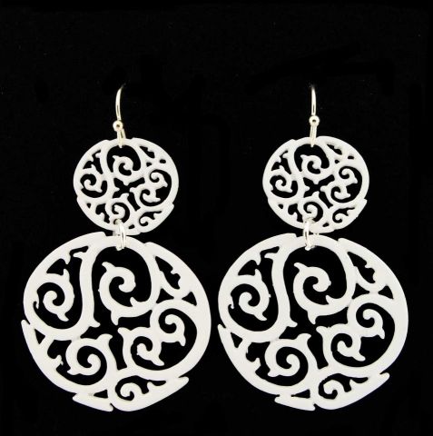 PENDIENTES 2 CIRC. SIMIL LETRA BLANCO