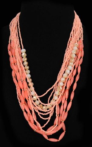 COLLAR LARGO BEADS/CRISTALS SALMON