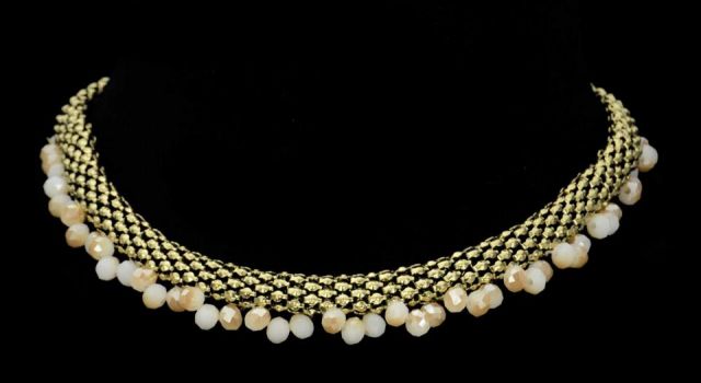 COLLAR PEARLS