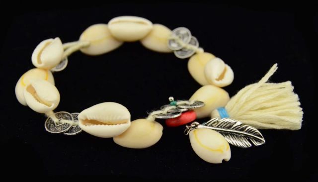 PULSERA CONCHAS PLUMA METAL