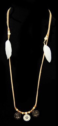 COLLAR 2 PLUMAS LATER. CENT