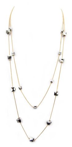 COLLAR LARGO 2 VUELTAS CUBO GRIS