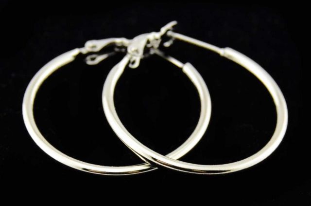 PENDIENTES AROS FINO RDO 3 CM. PLATEADO