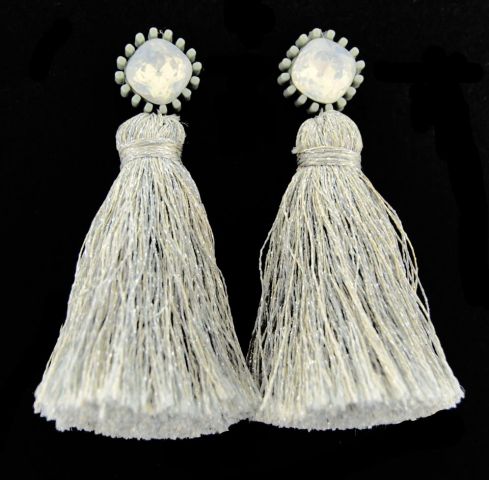 PENDIENTES FRINGUES POST CUAD PLATEADO