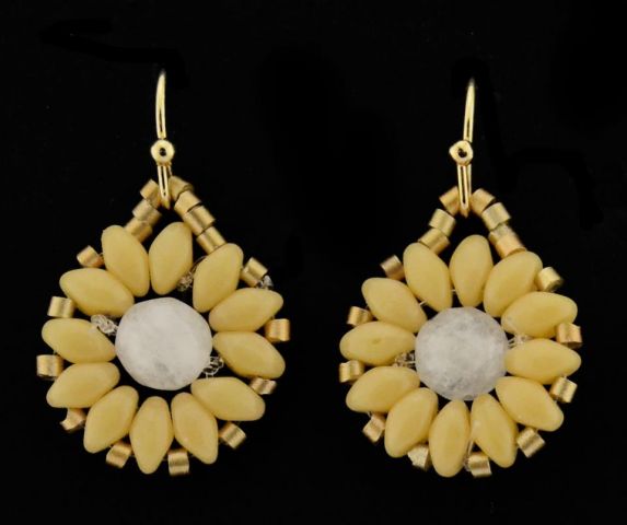 PENDIENTES 1 FLOR AMARILLA
