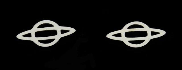 PENDIENTES PLANETA PLATEADO