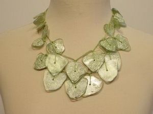 COLLAR BANTU IRREG. P VERDE