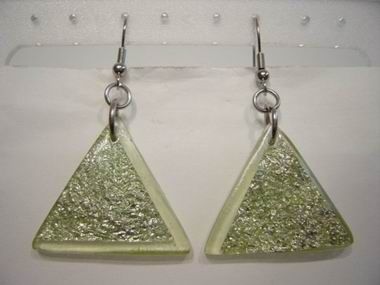 PENDIENTES BANTU TRIANG. VERDE