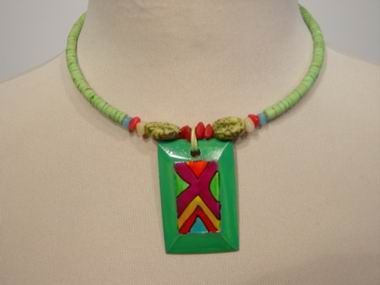 COLLAR CHOKER MADERA+CONCHA ROSA