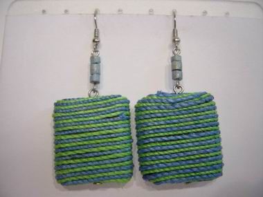 PENDIENTES PAST. HILO CUAD. VERDE