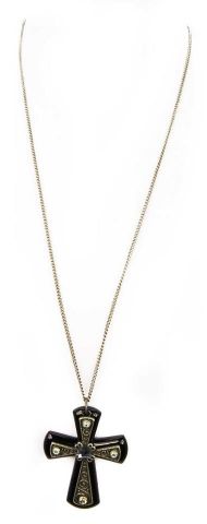 COLLAR CRUZ NEGRA RESINA
