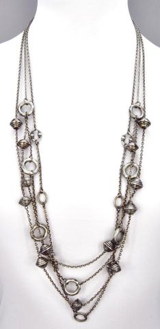 COLLAR CON BOLAS Y ARAND 4V PLATA